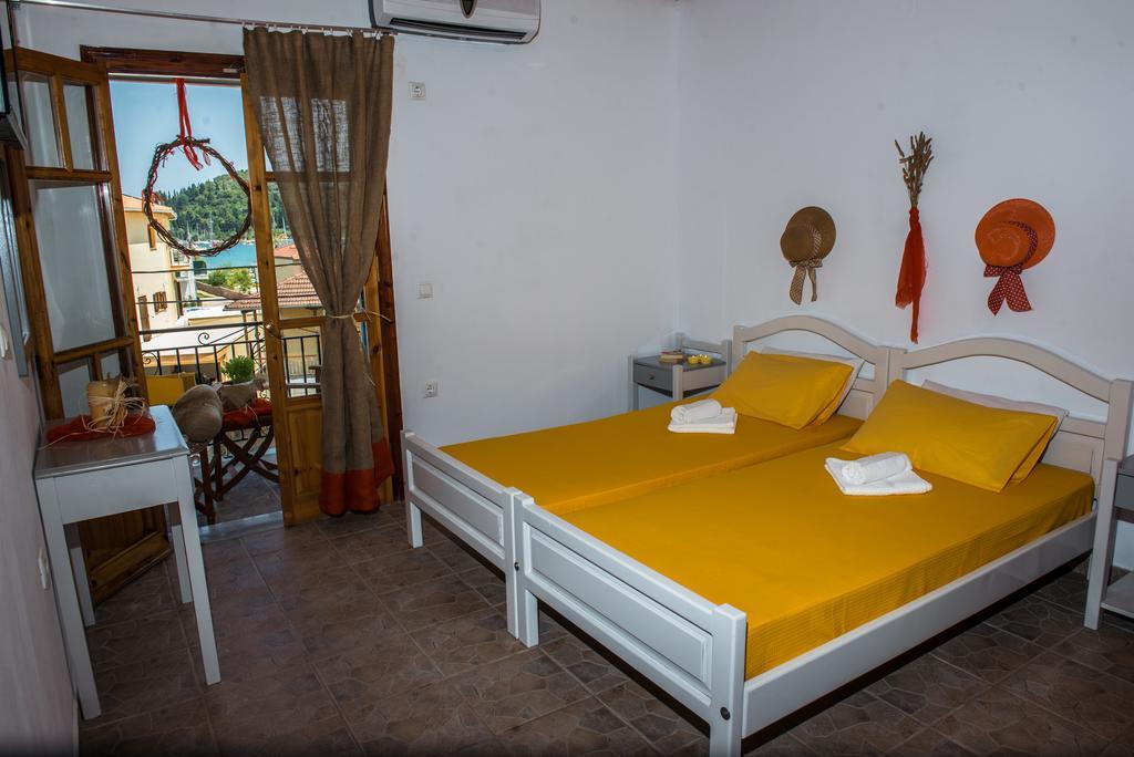 Summer Bed Nydri Oda fotoğraf